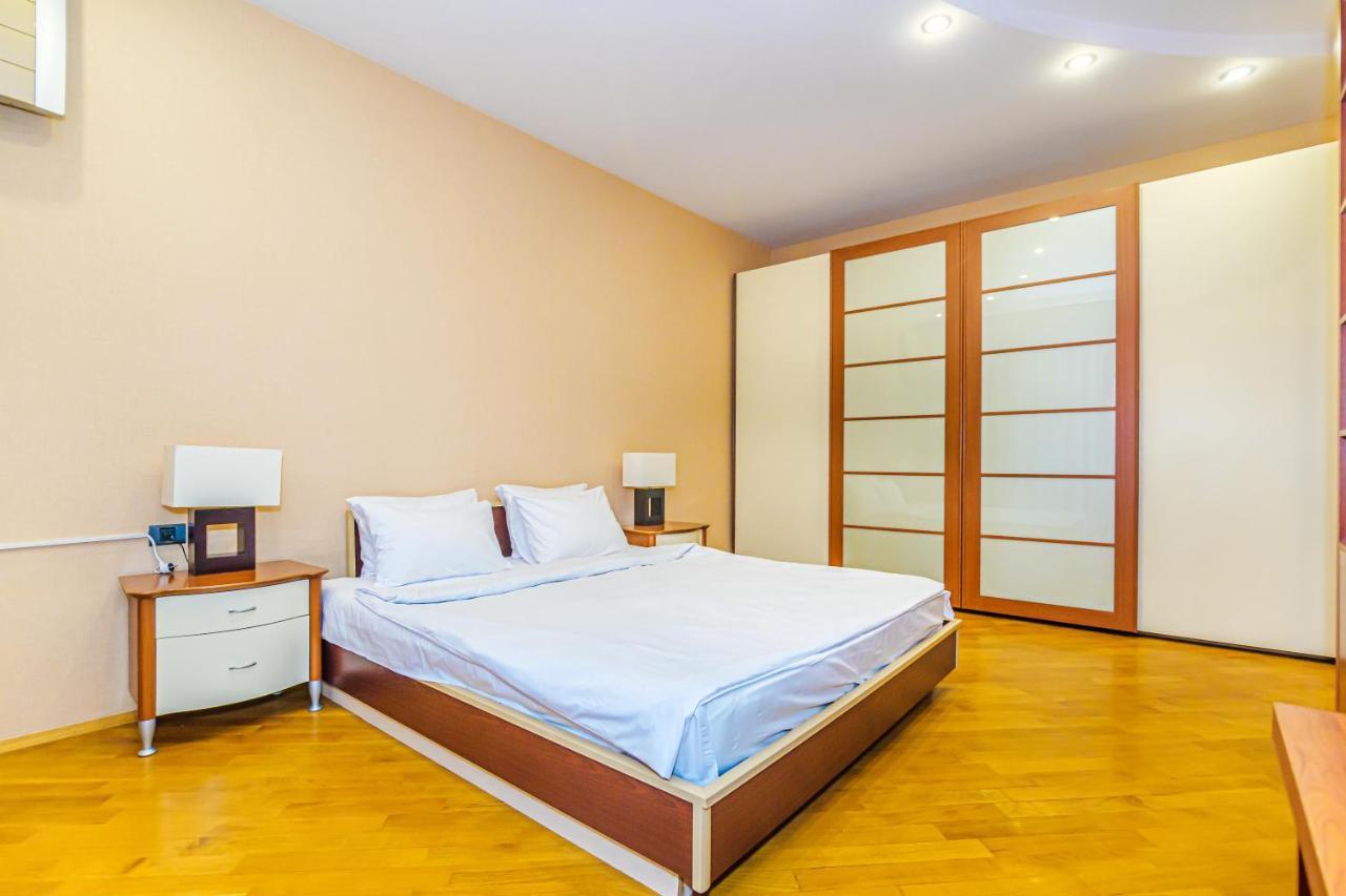 Apartamento Vip Apartamen Nizami Street Bakú Exterior foto
